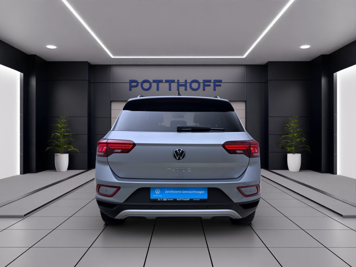 Thumb 2: Volkswagen T-Roc 1.5 TSI DSG LIFE STDHZG NAVI KAMERA PDC