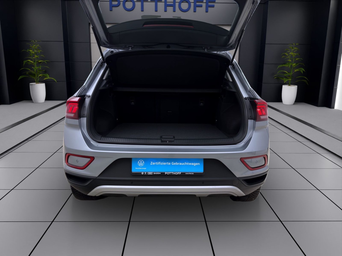 Thumb 3: Volkswagen T-Roc 1.5 TSI DSG LIFE STDHZG NAVI KAMERA PDC