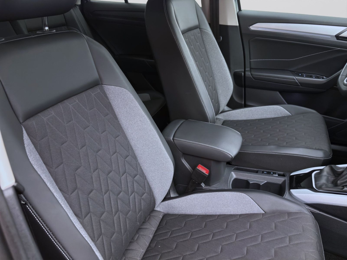 Thumb 15: Volkswagen T-Roc 2.0 TDI DSG GOAL AHK KAMERA NAVI PDC