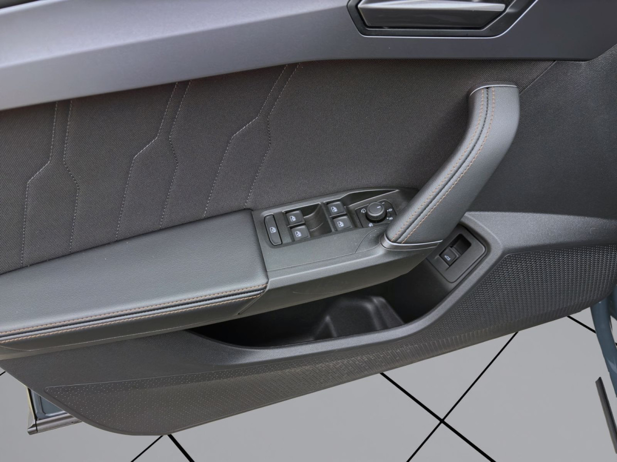 Thumb 10: Cupra Formentor 1.5 eTSI DSG KAMERA PDC SITZHZG LED