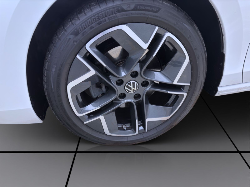Bild 7: Volkswagen Passat Variant 2.0 TDI DSG ELEGANCE PANO AHK NAVI IQ.LIGHT