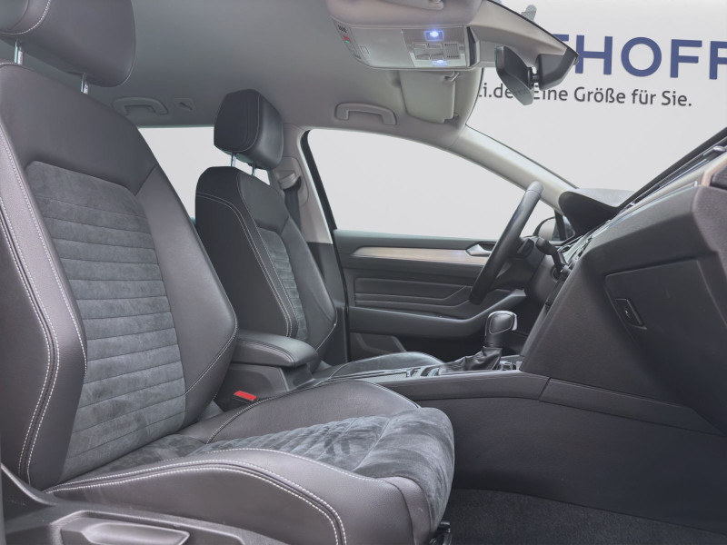 Bild 15: Volkswagen Passat Variant 2.0 TDI DSG ELEGANCE NAVI IQ.LIGHT ACC SITZHZG