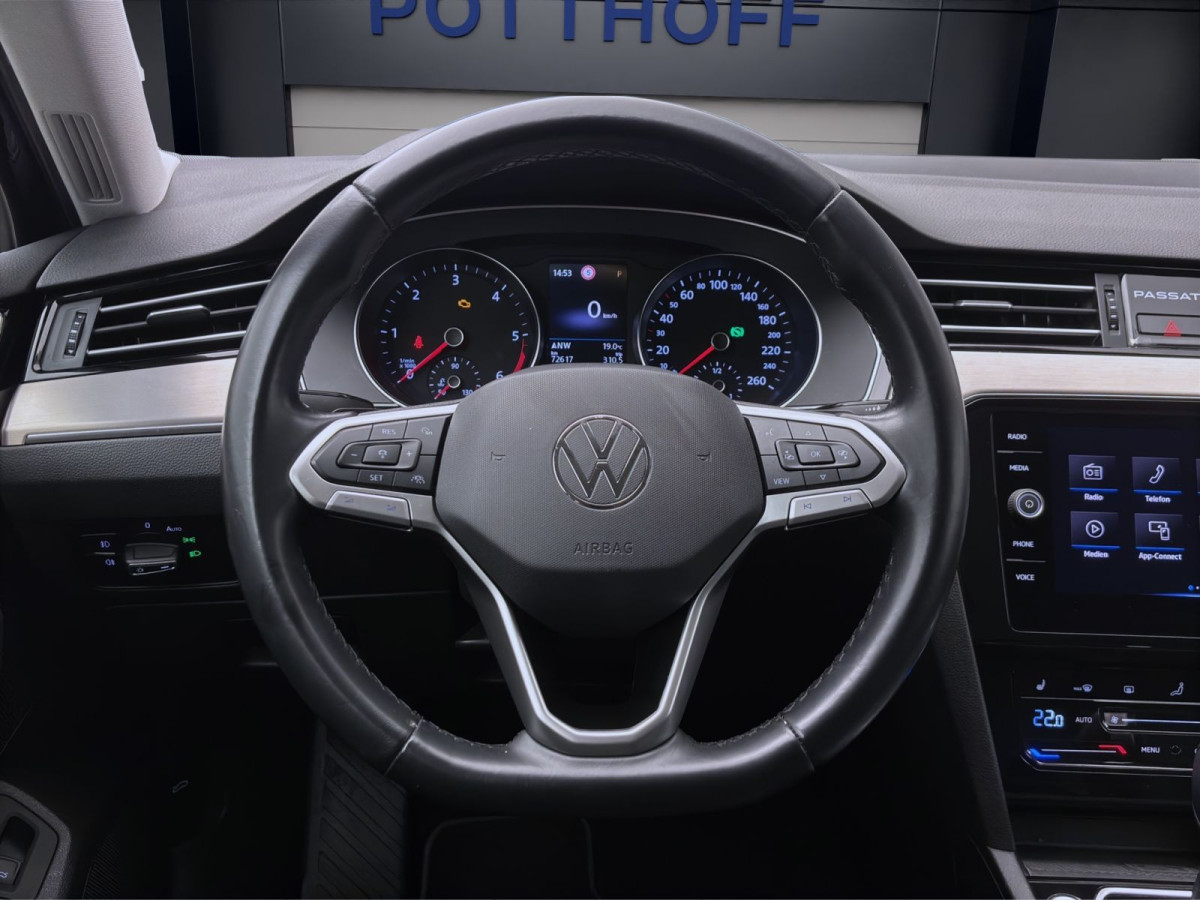 Thumb 10: Volkswagen Passat Variant 2.0 TDI DSG ELEGANCE NAVI IQ.LIGHT ACC SITZHZG