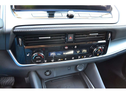 Ansicht 37 - Neuwagen Fahrzeug, Modell Qashqai der Marke Nissan von Verkäufer KFZ-Vogel