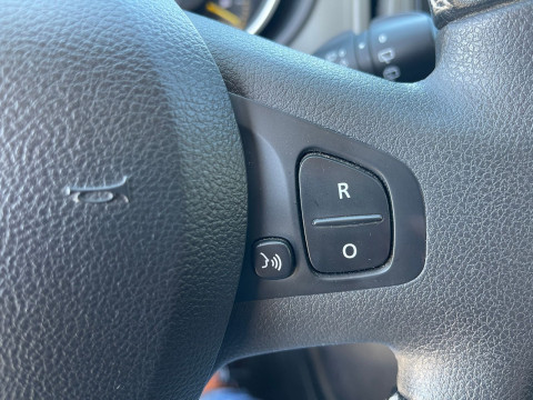 Ansicht 17 - Gebrauchtwagen Fahrzeug, Modell NV300 der Marke Nissan von Verkäufer Autohaus Lienesch GmbH & Co.KG