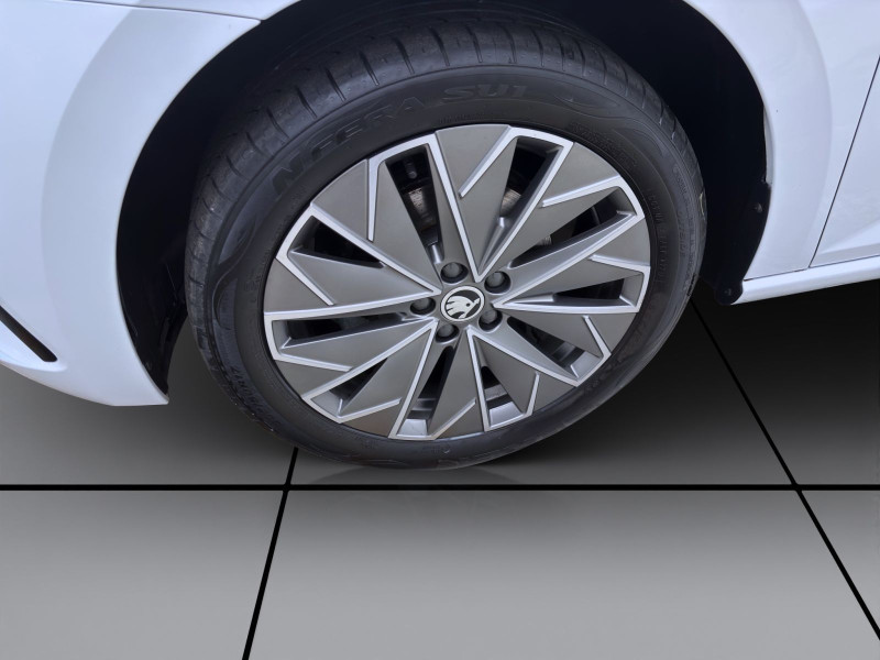 Bild 7: Škoda Scala 1.5 TSI DSG CLEVER AHK NAVI LED SITZHZG