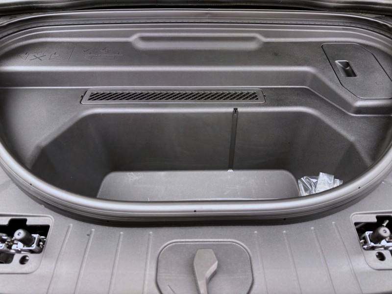 Bild 18: Audi Q6 e-tron Q S LINE PANO KAMERA LM21 B&O PDC