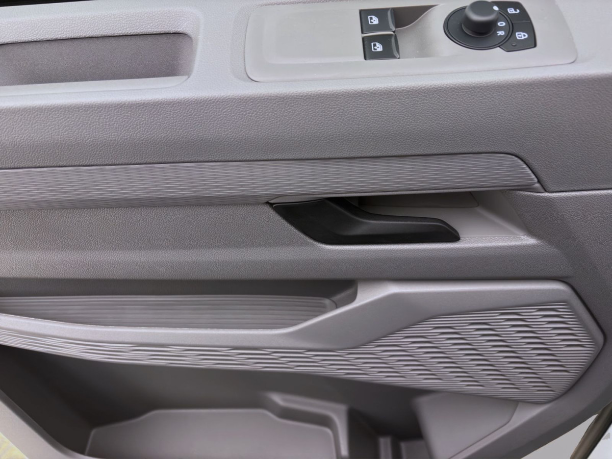 Thumb 9: Volkswagen T7 Caravelle 2.0 TDI KR NAVI KAMERA KLIMA PDC LED