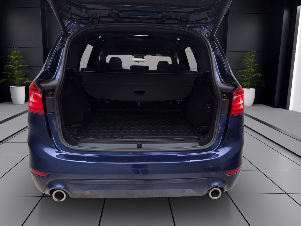 Thumb 3: BMW 218d Gran Tourer xDrive SPORTLINE PANO AHK NAVI SITZHZG