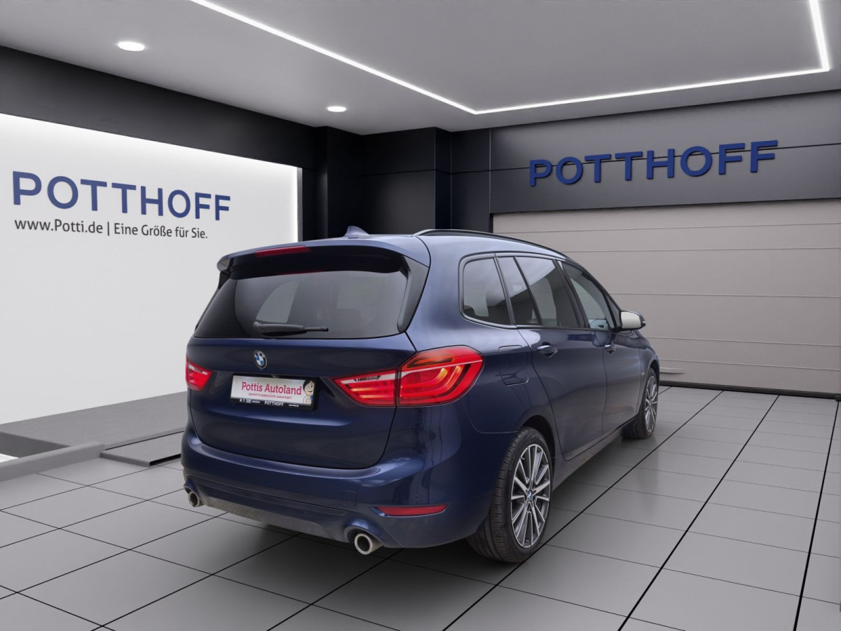 Thumb 4: BMW 218d Gran Tourer xDrive SPORTLINE PANO AHK NAVI SITZHZG