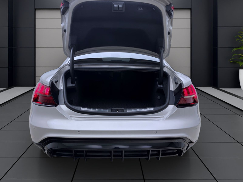 Bild 3: Audi RS e-tron GT Q PANO MATRIX KAMERA NAVI+ B&O