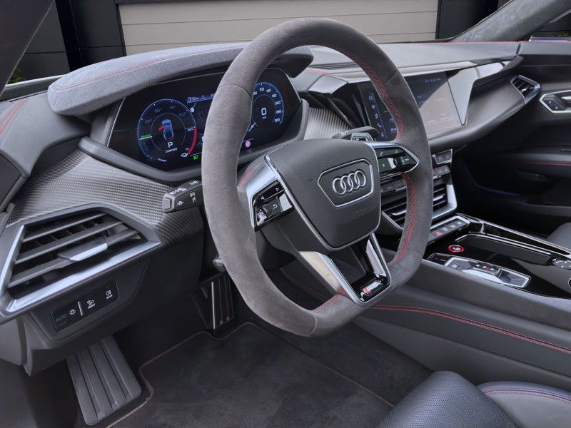 Bild 12: Audi RS e-tron GT Q PANO MATRIX KAMERA NAVI+ B&O