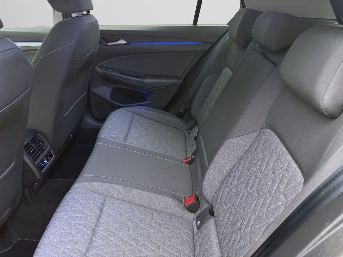 Thumb 14: Volkswagen Golf 2.0 TDI MOVE NAVI PDC SITZHZG LED