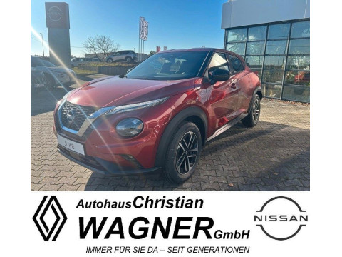 Automodell: Juke in der Farbe rot