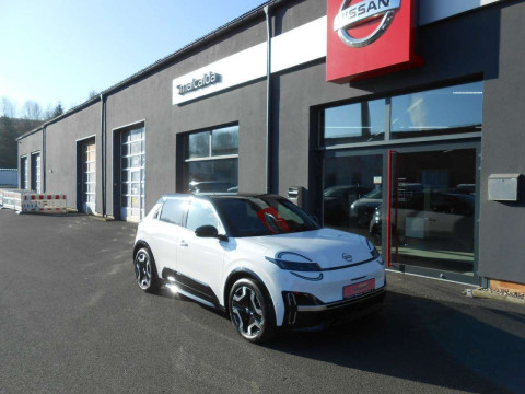 Automodell: Micra in der Farbe weiß