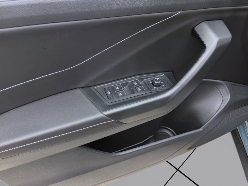 Bild 9: Volkswagen T-Roc 1.0 TSI GOAL NAVI PDC SITZHZG KLIMA