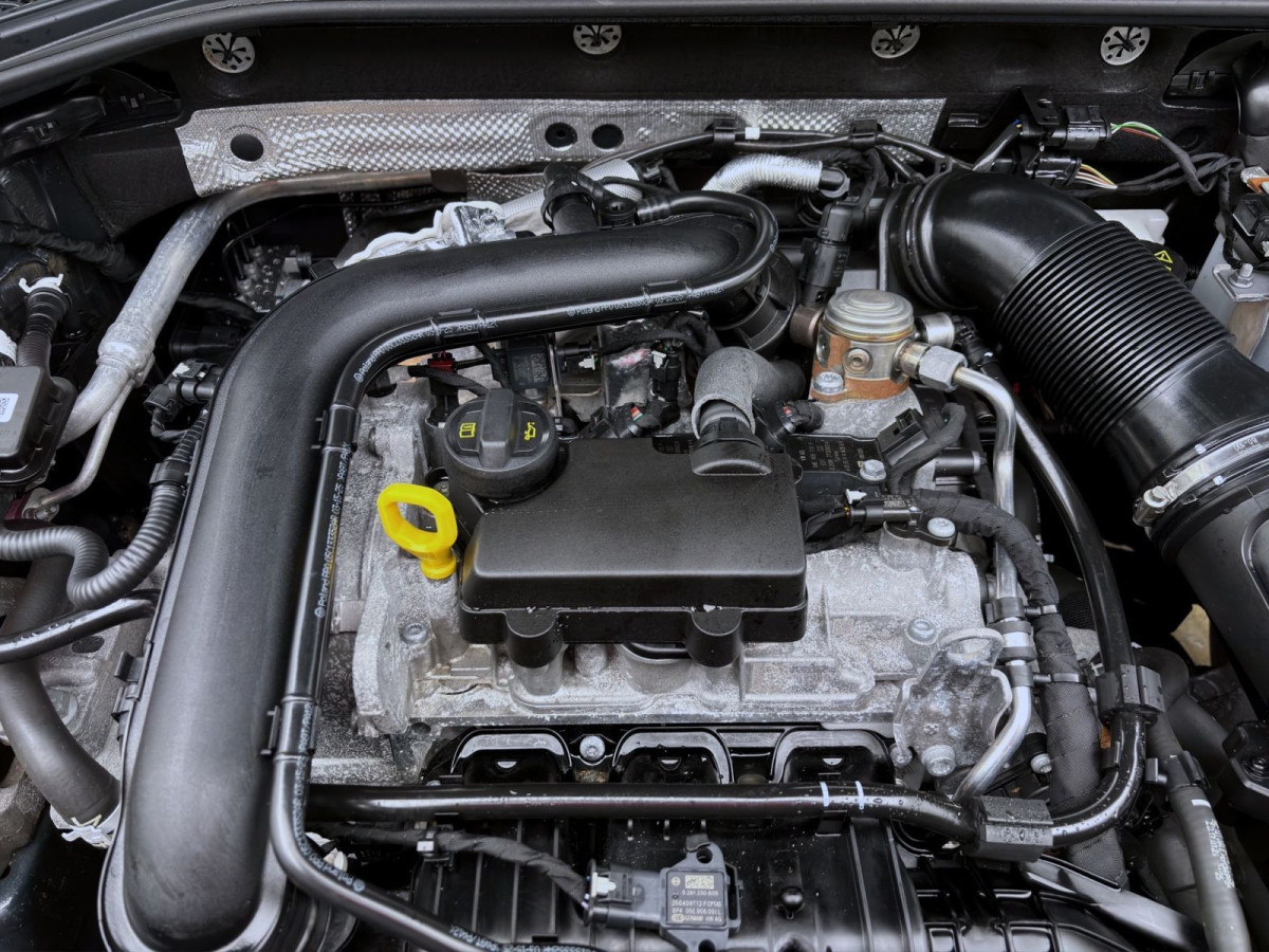 Thumb 17: Volkswagen T-Roc 1.0 TSI GOAL NAVI PDC SITZHZG KLIMA