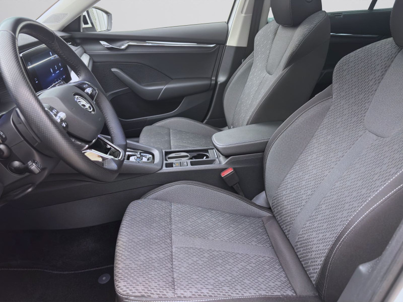 Bild 9: Škoda Octavia Combi 2.0 TDI DSG PANO AHK NAVI SITZHZG PDC