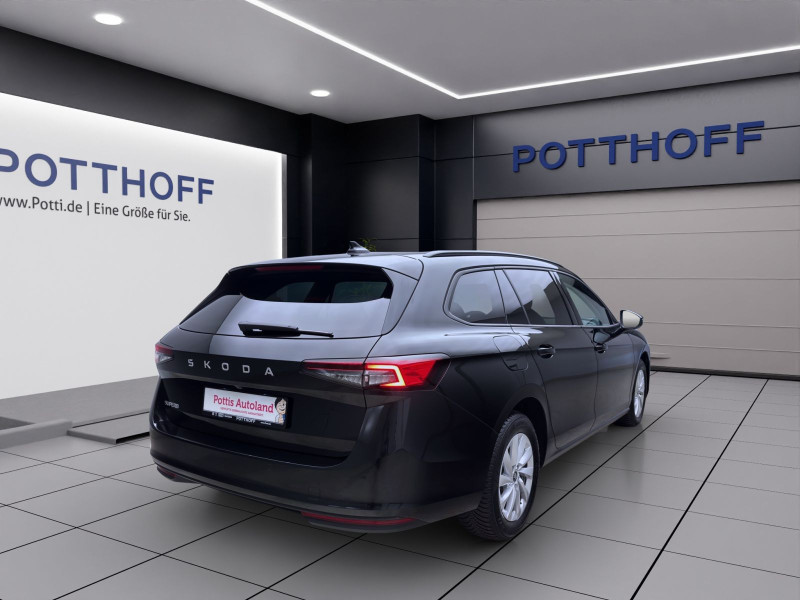 Bild 4: Škoda Superb Combi 2.0 TDI DSG ESSENCE NAVI KAMERA SITZHZG PDC
