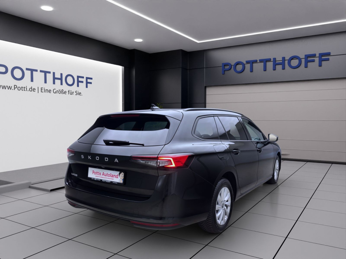 Thumb 4: Škoda Superb Combi 2.0 TDI DSG ESSENCE NAVI KAMERA SITZHZG PDC