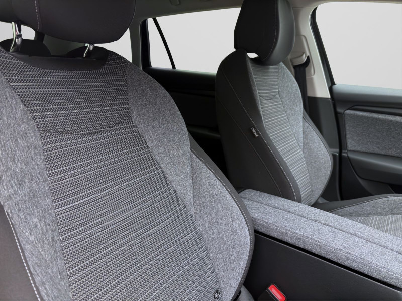 Bild 15: Škoda Superb Combi 2.0 TSI DSG 4x4 SELECTION AHK NAVI KAMERA MATRIX