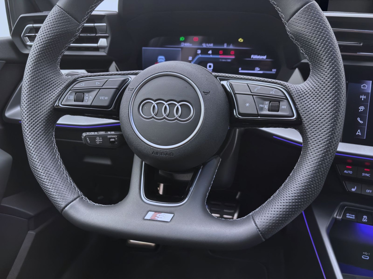 Thumb 11: Audi A3 Sportback 35 TDI S LINE NAVI KAMERA LED SITZHZG
