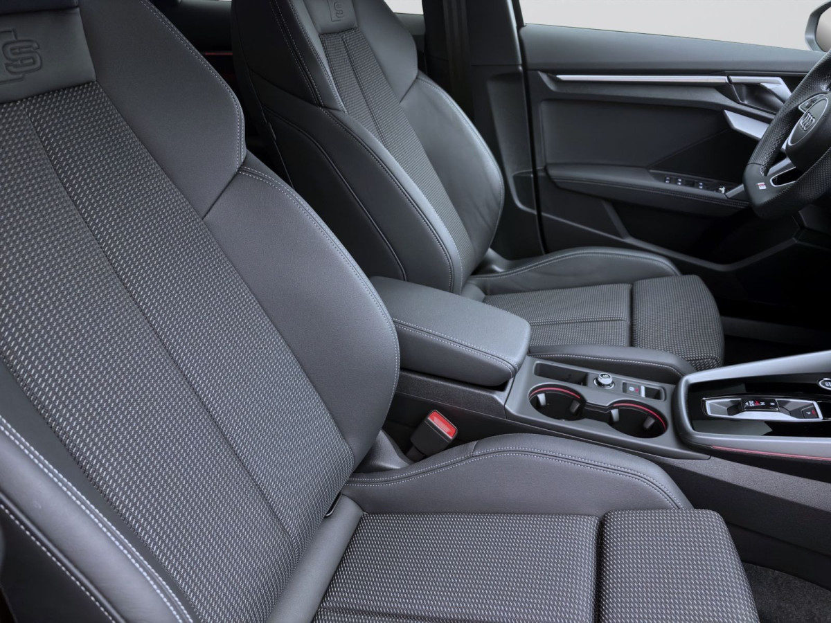 Thumb 15: Audi A3 Sportback 35 TDI S LINE NAVI KAMERA LED SITZHZG