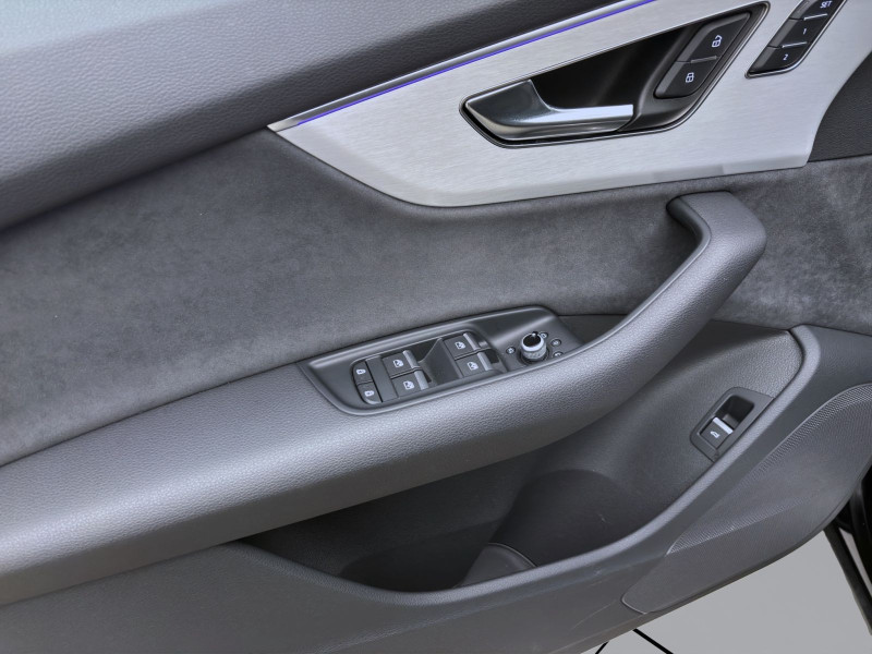 Bild 9: Audi Q7 50 TDI Q S LINE PANO AHK MATRIX HuD