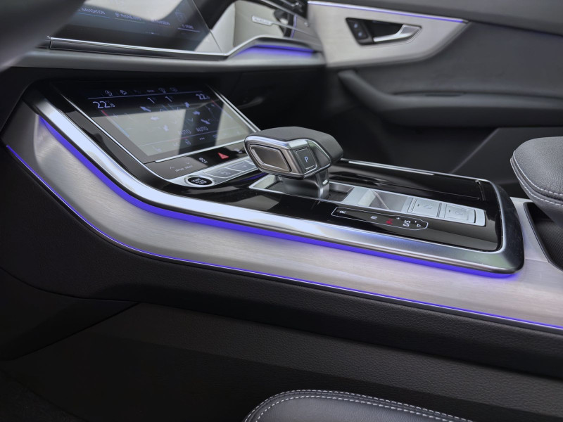 Bild 13: Audi Q7 50 TDI Q S LINE PANO AHK MATRIX HuD