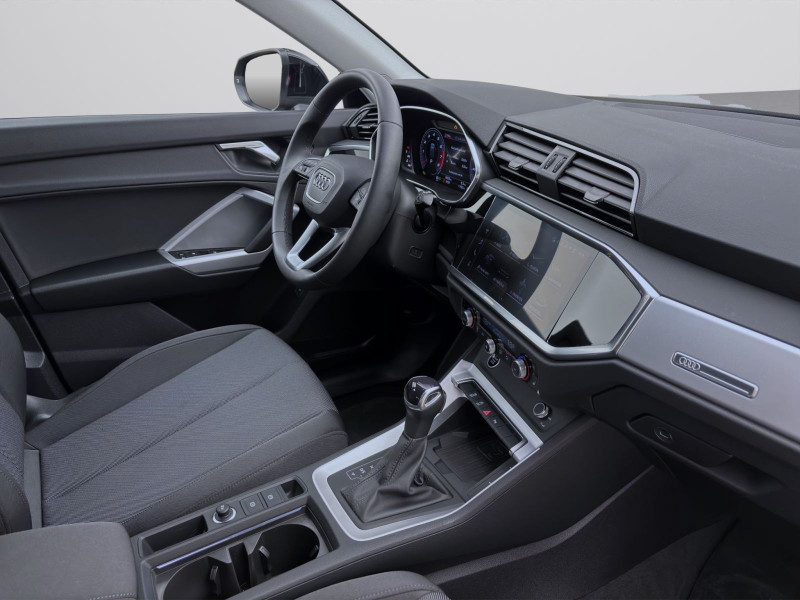 Bild 17: Audi Q3 35 TFSI NAVI+ AHK KAMERA SITZHZG PDC