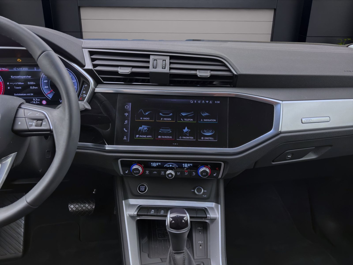 Thumb 14: Audi Q3 35 TFSI NAVI+ AHK KAMERA SITZHZG PDC