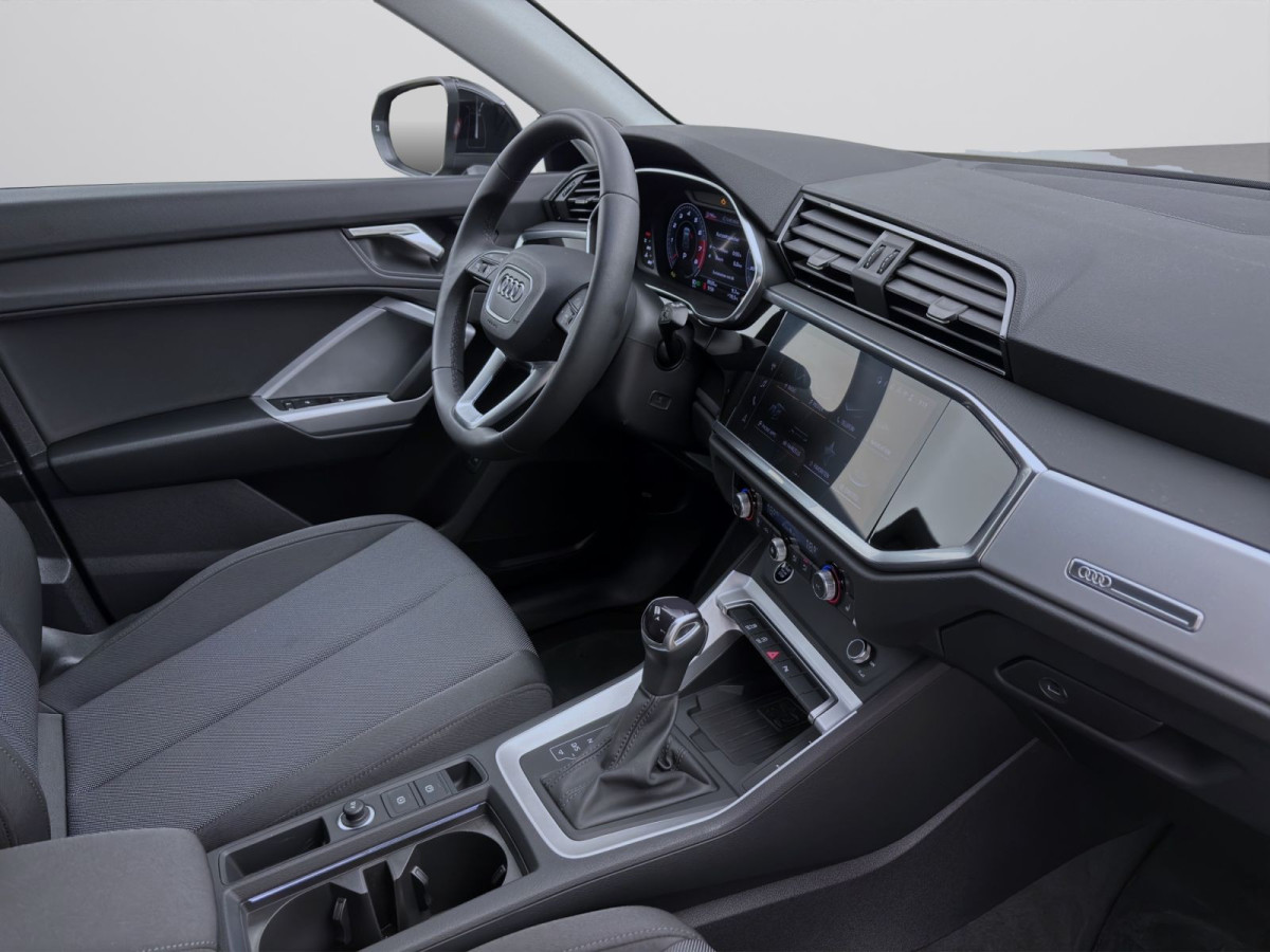 Thumb 17: Audi Q3 35 TFSI NAVI+ AHK KAMERA SITZHZG PDC