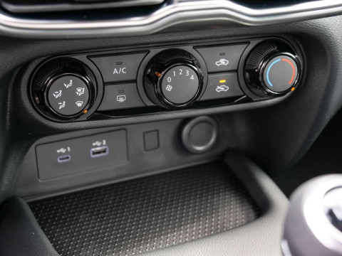 Ansicht 16 - Gebrauchtwagen Fahrzeug, Modell Juke der Marke Nissan von Verkäufer Moll Automobile GmbH & Co KG