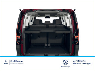 Fahrzeugbild eines Volkswagen Caddy Maxi in rot.