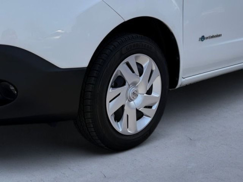 Ansicht 6 - Gebrauchtwagen Fahrzeug, Modell e-NV200 der Marke Nissan von Verkäufer Automobile J. Heddier GmbH