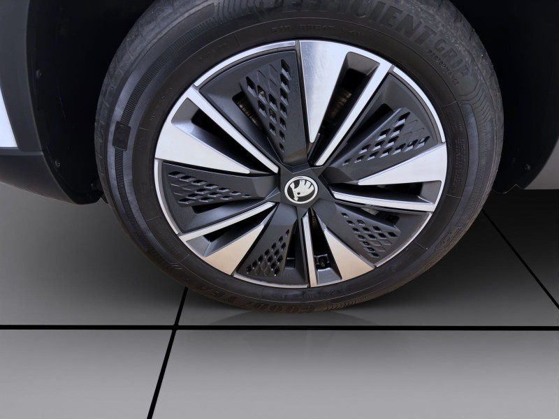Bild 7: Škoda Karoq 2.0 TDI DSG TOUR NAVI KAMERA MATRIX PDC
