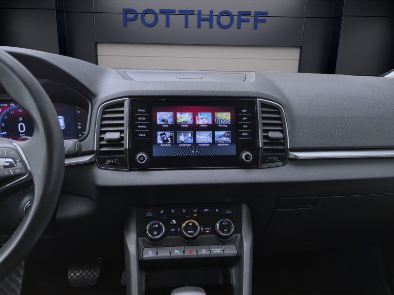 Bild 13: Škoda Karoq 2.0 TDI DSG TOUR NAVI KAMERA MATRIX PDC