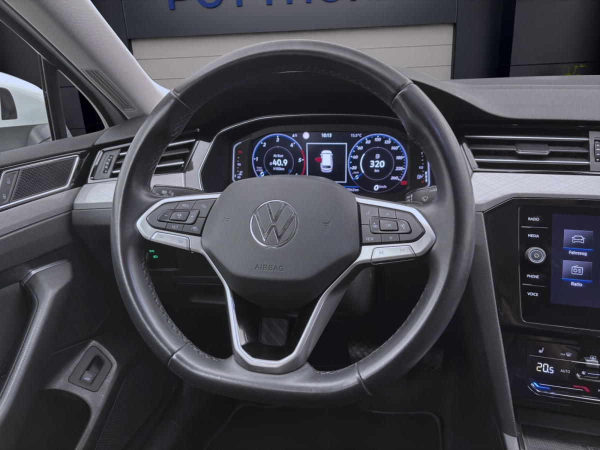 Thumb 10: Volkswagen Passat Variant 2.0 TDI DSG BUSINESS AHK KAMERA NAVI PDC