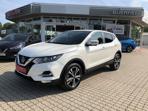 Automodell: Qashqai in der Farbe weiß