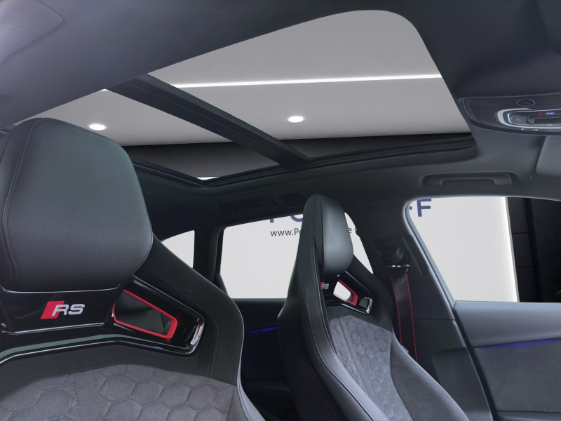 Bild 17: Audi RS4 Avant Q RS Competition Plus PANO AHK MATRIX NAVI B&O HuD