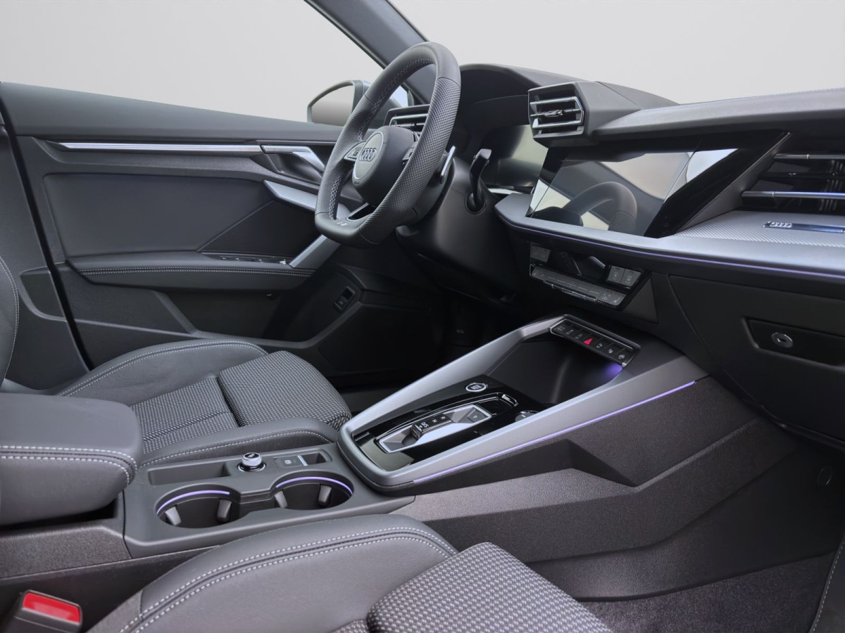 Thumb 16: Audi A3 Sportback S LINE LED NAVI LM18