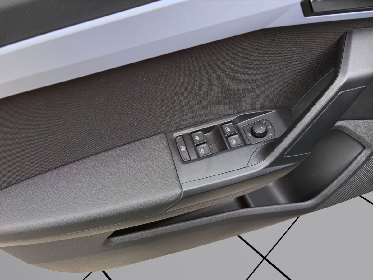 Thumb 9: Seat Ibiza 1.0 TSI DSG FR KAMERA SITZHZG PDC KLIMA
