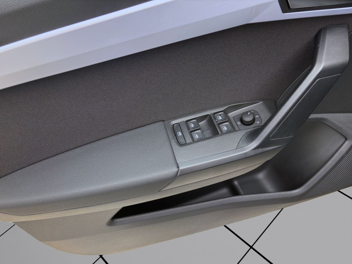 Thumb 9: Seat Ibiza 1.0 TSI DSG FR KAMERA PDC LED SITZHZG