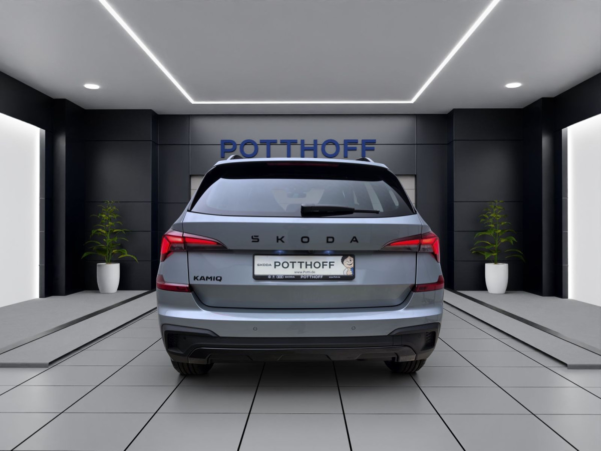 Thumb 2: Škoda KAMIQ MONTE CARLO DSG PANO KAM LED SHZ 17" SMARTL