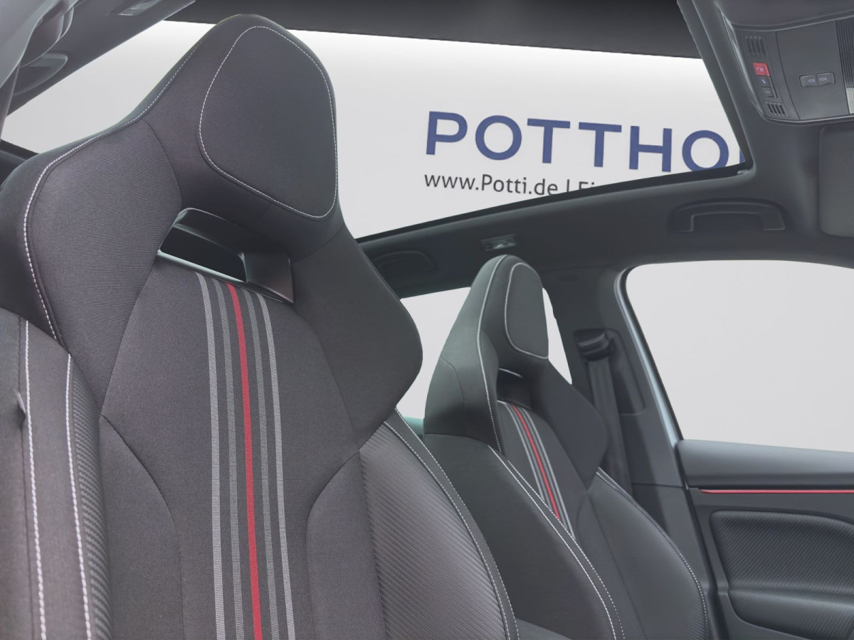 Thumb 16: Škoda KAMIQ MONTE CARLO DSG PANO KAM LED SHZ 17" SMARTL