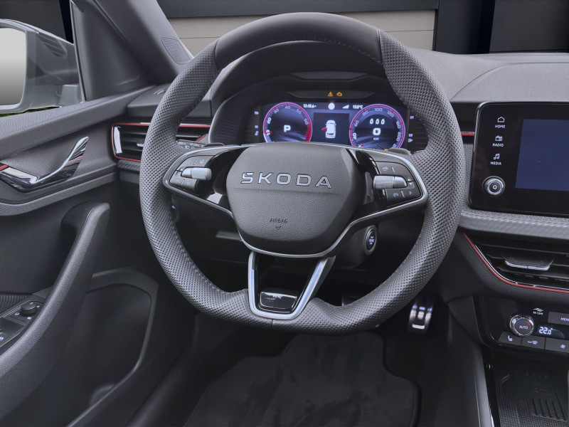 Bild 10: Škoda KAMIQ MONTE CARLO DSG PANO KAM LED SHZ 17" SMARTL