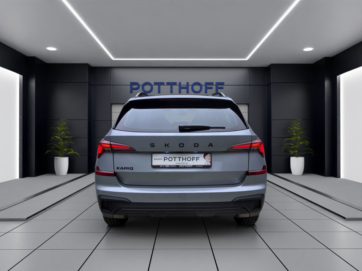 Thumb 2: Škoda KAMIQ MONTE CARLO DSG PANO KAM LED SHZ 17" SMARTL