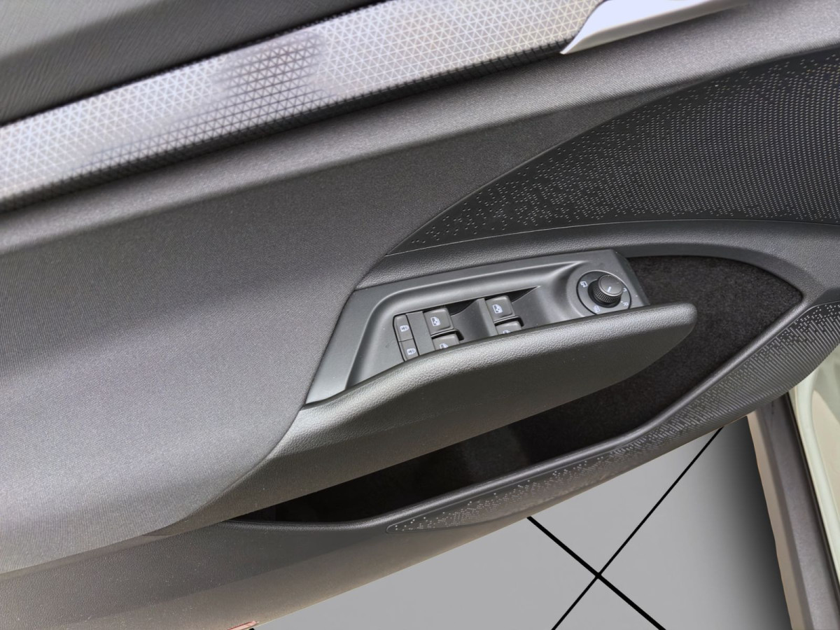 Thumb 9: Škoda ELROQ 50 CLEVER NAV KAM SHZ LED pACC SMARTL