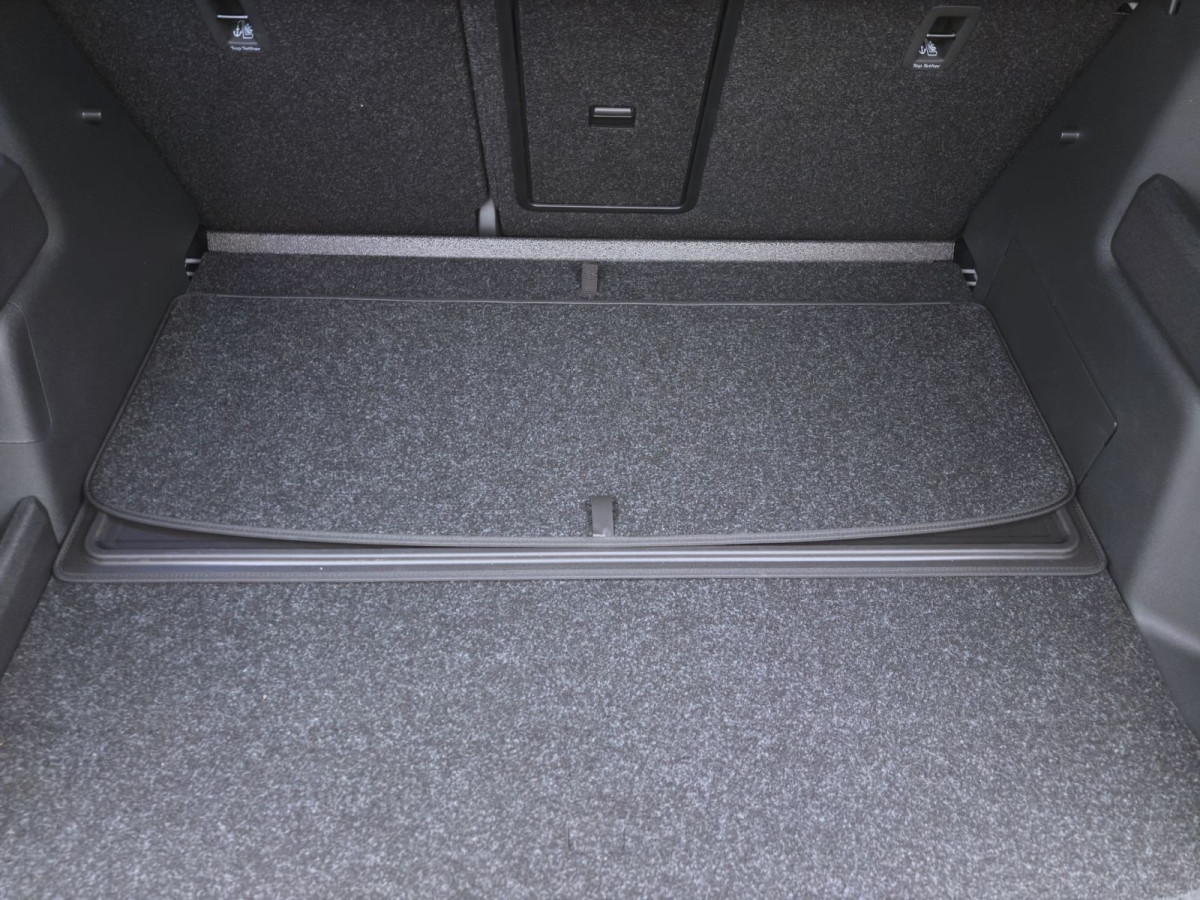 Thumb 3: Škoda ELROQ RS 4X4 MAXX AHK WÄRMEP 360° HEAD-UP CANTON