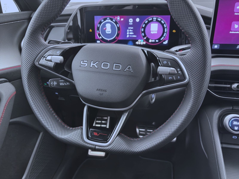 Bild 11: Škoda KODIAQ RS 4X4 AHK STANDH HEAD-UP 360° NAV+ ASSISTENZ+